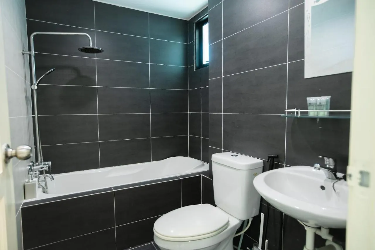 Stylish River-View Apartment In Ipoh 0*,  Malasia